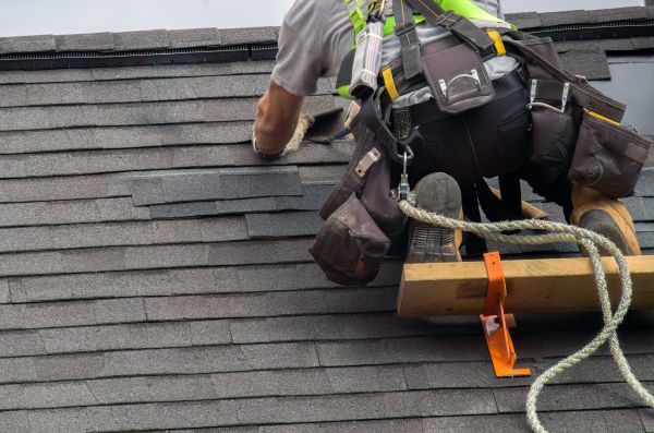 Professional Asphalt Roofing Service